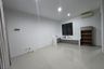 3 Bedroom House for rent in Semanan, Jakarta