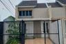 Rumah dijual dengan 2 kamar tidur di Medokan Ayu, Jawa Timur