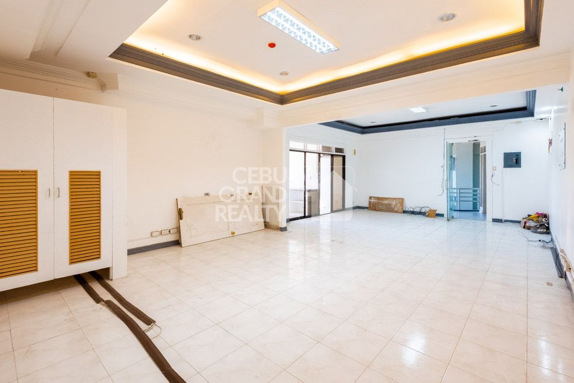 Lokal użytkowy, 2302 m²
