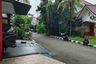 Rumah dijual dengan 5 kamar tidur di Sukamaju, Jawa Barat