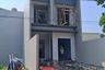 5 Bedroom House for sale in Manyar Sabrangan, East Java