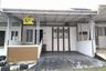 Rumah dijual dengan 2 kamar tidur di Cisarua, Jawa Barat