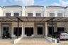 Rumah dijual dengan 3 kamar tidur di Cilangkap, Jakarta