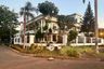 Rumah dijual dengan 5 kamar tidur di Sukolilo, Jawa Timur
