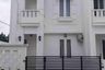3 Bedroom House for sale in Duren Sawit, Jakarta