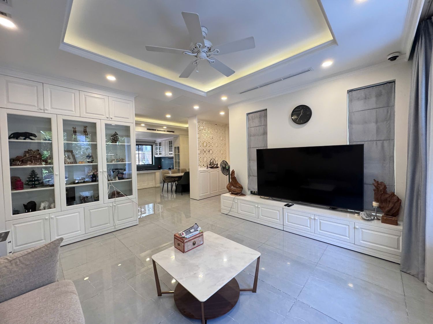 Вилла с 3 спальнями в Nha Be District, Ho Chi Minh — $1,233/мес, фото 1