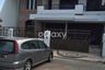 6 Bedroom House for sale in Keputih, East Java