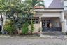 3 Bedroom House for sale in Tandes, East Java