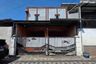 Rumah dijual dengan 3 kamar tidur di Kedung Cowek, Jawa Timur