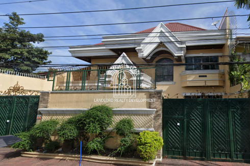 5 Bedroom House for sale in Laging Handa, Metro Manila near MRT-3 Kamuning