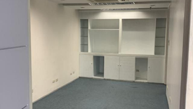 Office for Sale or Rent in San Antonio, Metro Manila near MRT-3 Ortigas