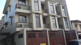 3 Bedroom Townhouse for sale in Barangay 68, Metro Manila near LRT-1 Monumento
