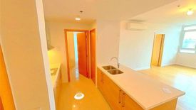 2 Bedroom Condo for sale in Park Terraces, San Lorenzo, Metro Manila near MRT-3 Ayala