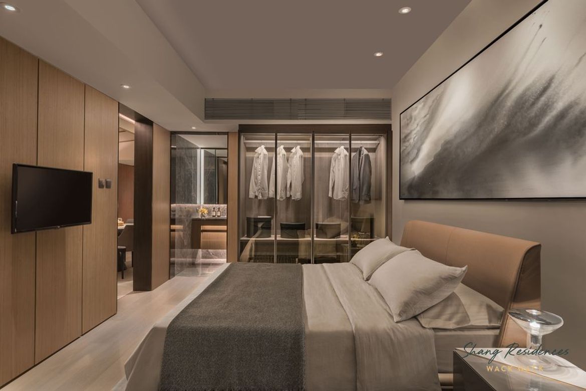 3 Bedroom Golf Course View in Shang Residences Wack Wack - near Schools, Malls and Hospitals