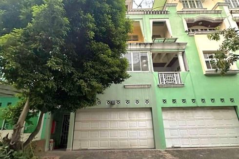 4 Bedroom Townhouse for sale in Thung Song Hong, Bangkok