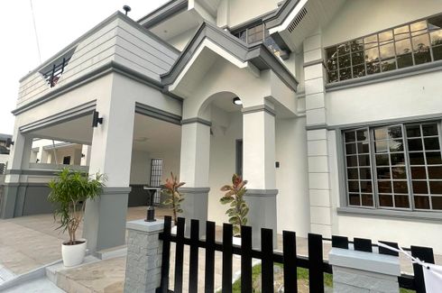 4 Bedroom House for sale in Greenwoods Executive Village Cainta, San Andres, Rizal