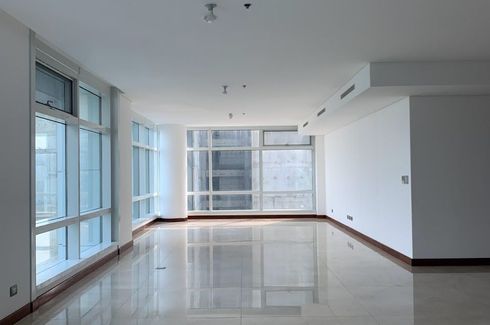 3 Bedroom Condo for sale in Two Roxas Triangle, Urdaneta, Metro Manila near MRT-3 Buendia