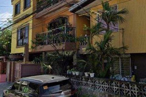 Apartment for sale in Barangay 95, Metro Manila near LRT-1 Balintawak