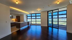 2 Bedroom Condo for sale in San Lorenzo, Metro Manila near MRT-3 Ayala