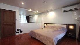 2 Bedroom Condo for rent in Khlong Tan Nuea, Bangkok