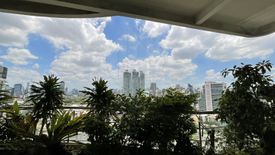 3 Bedroom Condo for sale in Le Raffine Sukhumvit 24, Khlong Tan, Bangkok near BTS Phrom Phong