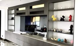 4 Bedroom Condo for rent in BGC, Metro Manila