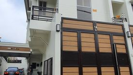 3 Bedroom Townhouse for sale in Central, Metro Manila