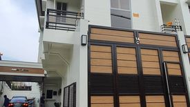 3 Bedroom Townhouse for sale in Central, Metro Manila