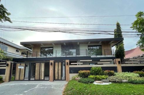 4 Bedroom House for sale in New Alabang Village, Metro Manila