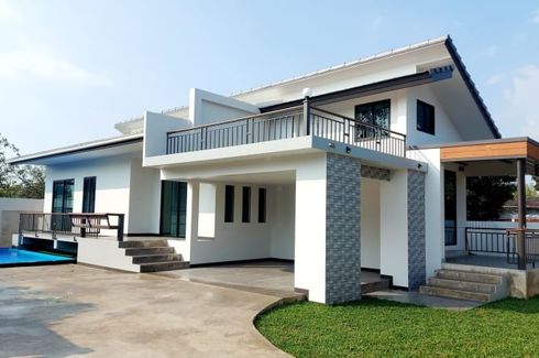 4 Bedroom Villa for sale in Chang Khlan, Chiang Mai
