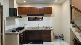 4 Bedroom House for sale in Santo Domingo, Pampanga