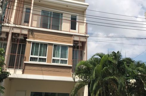3 Bedroom Townhouse for sale in Villette City Pattanakarn 38, Suan Luang, Bangkok