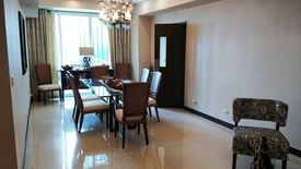 3 Bedroom Condo for sale in 8 Forbestown Centre, Taguig, Metro Manila