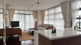 Condo for rent in Garden Towers, San Lorenzo, Metro Manila near MRT-3 Ayala