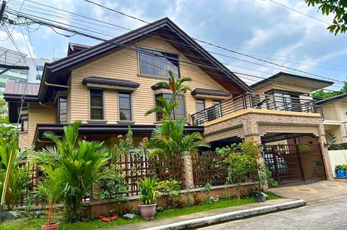 7 Bedroom House for sale in Batasan Hills, Metro Manila