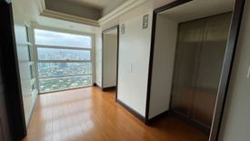 3 Bedroom Condo for rent in Urdaneta, Metro Manila near MRT-3 Ayala