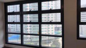 1 Bedroom Condo for Sale or Rent in Garden Towers, San Lorenzo, Metro Manila near MRT-3 Ayala