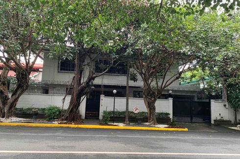 6 Bedroom House for sale in Magallanes, Metro Manila near MRT-3 Magallanes