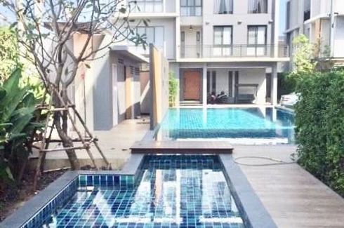 4 Bedroom House for rent in Bang Na, Bangkok near MRT Si La Salle