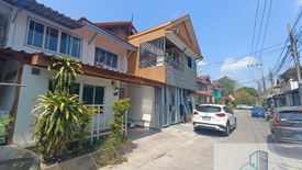 3 Bedroom Townhouse for sale in Bang Khu Rat, Nonthaburi