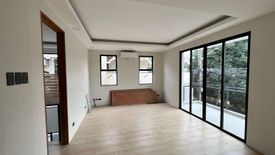 5 Bedroom House for sale in Don Bosco, Metro Manila