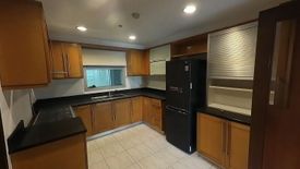 3 Bedroom Condo for sale in San Lorenzo, Metro Manila near MRT-3 Ayala