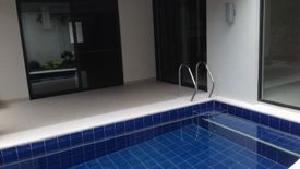 4 Bedroom House for sale in Loyola Heights, Metro Manila near LRT-2 Katipunan