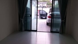 2 Bedroom Townhouse for rent in Khlong Chaokhun Sing, Bangkok