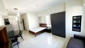 Condo for rent in San Lorenzo, Metro Manila