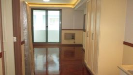 Condo for rent in Poblacion, Metro Manila