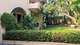 7 Bedroom House for sale in Ugong Norte, Metro Manila