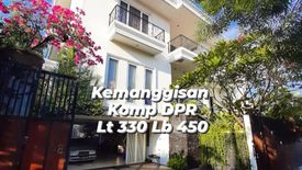 Rumah dijual dengan 5 kamar tidur di Slipi, Jakarta