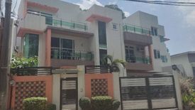 5 Bedroom House for sale in Potrero, Metro Manila