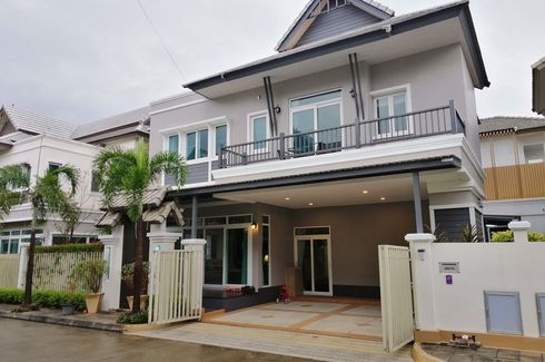 3 Bedroom House for sale in Wat Ket, Chiang Mai